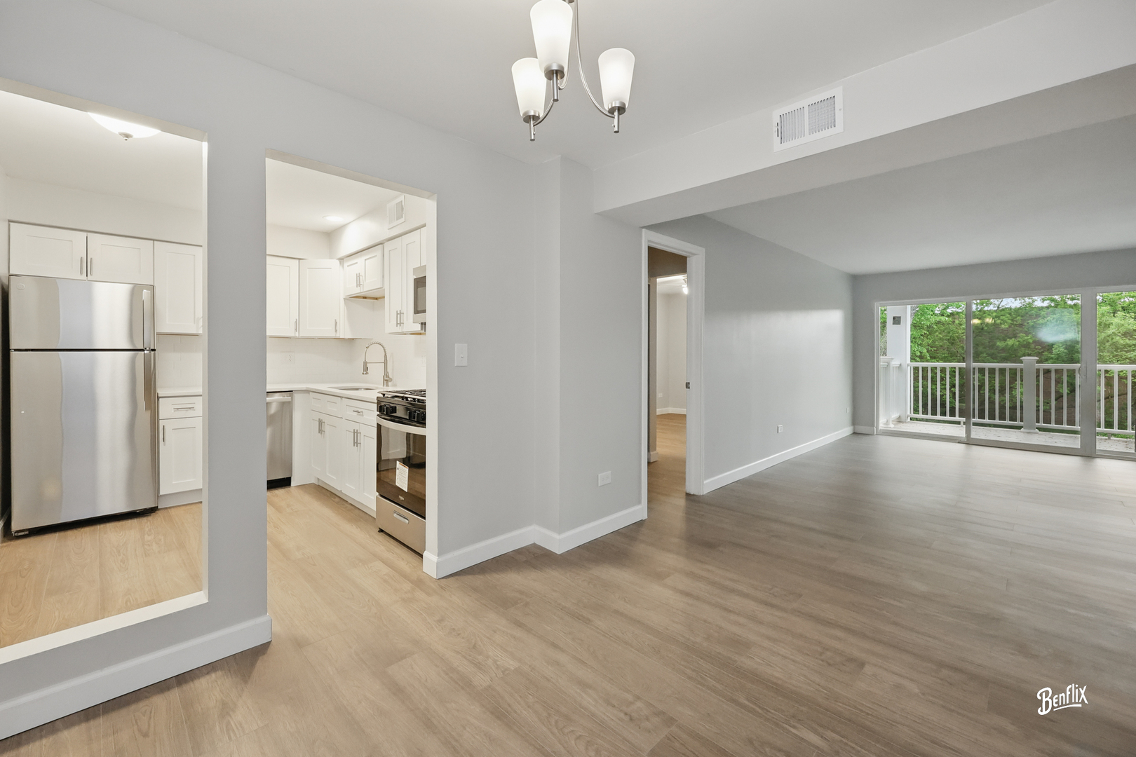 5500 Carriageway Drive #213, Rolling Meadows, IL 60008