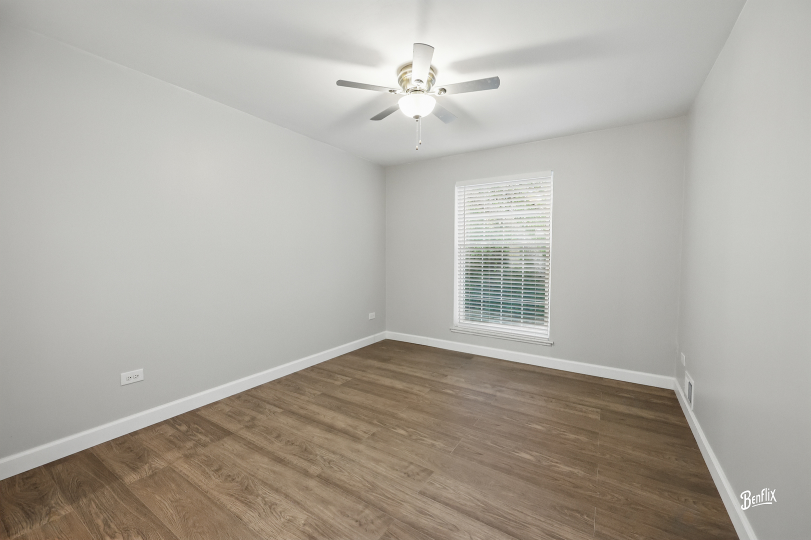 5500 Carriageway Drive #213, Rolling Meadows, IL 60008