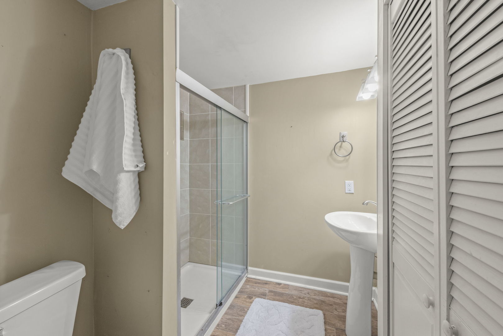 Warrenville, IL 60555