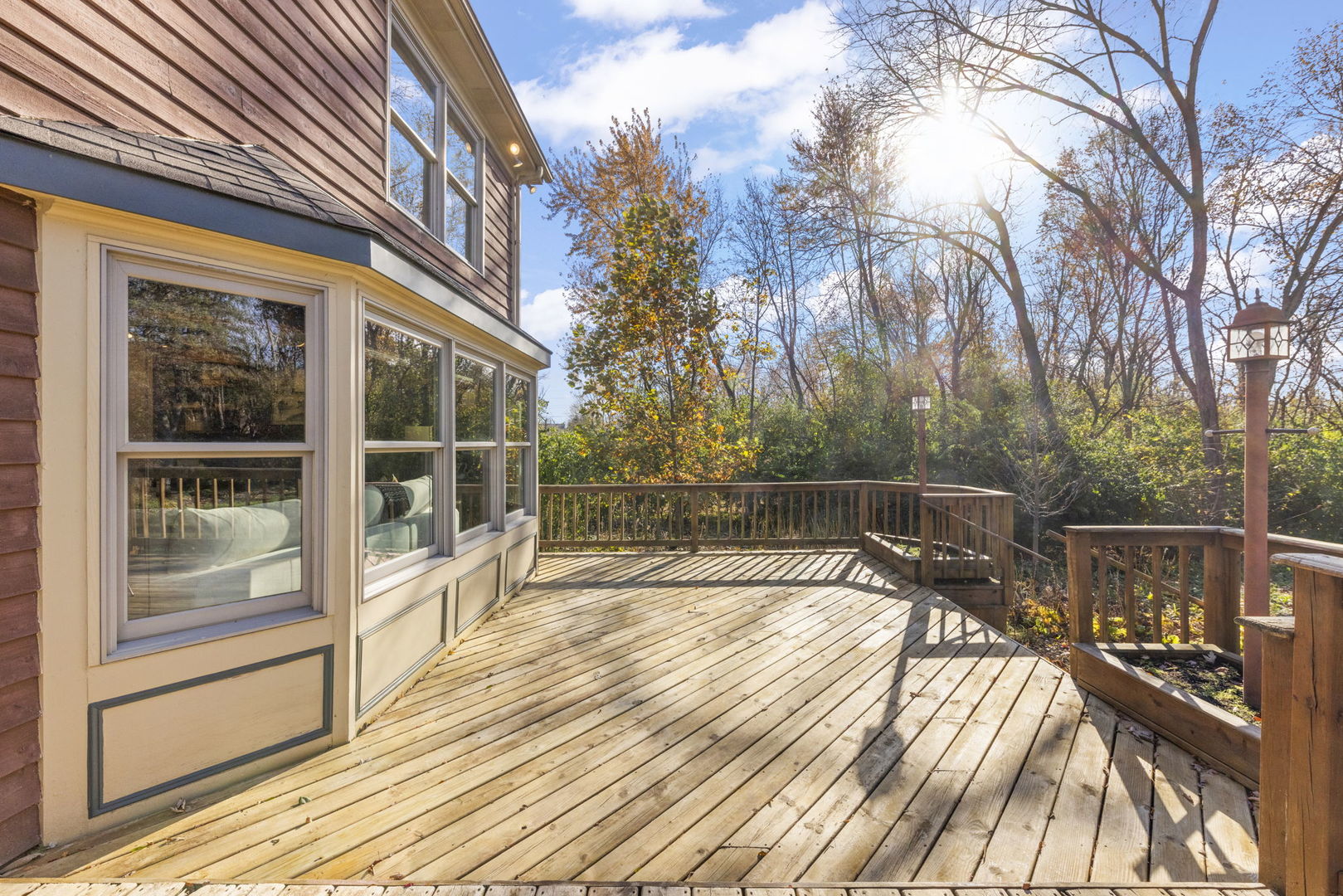 Warrenville, IL 60555