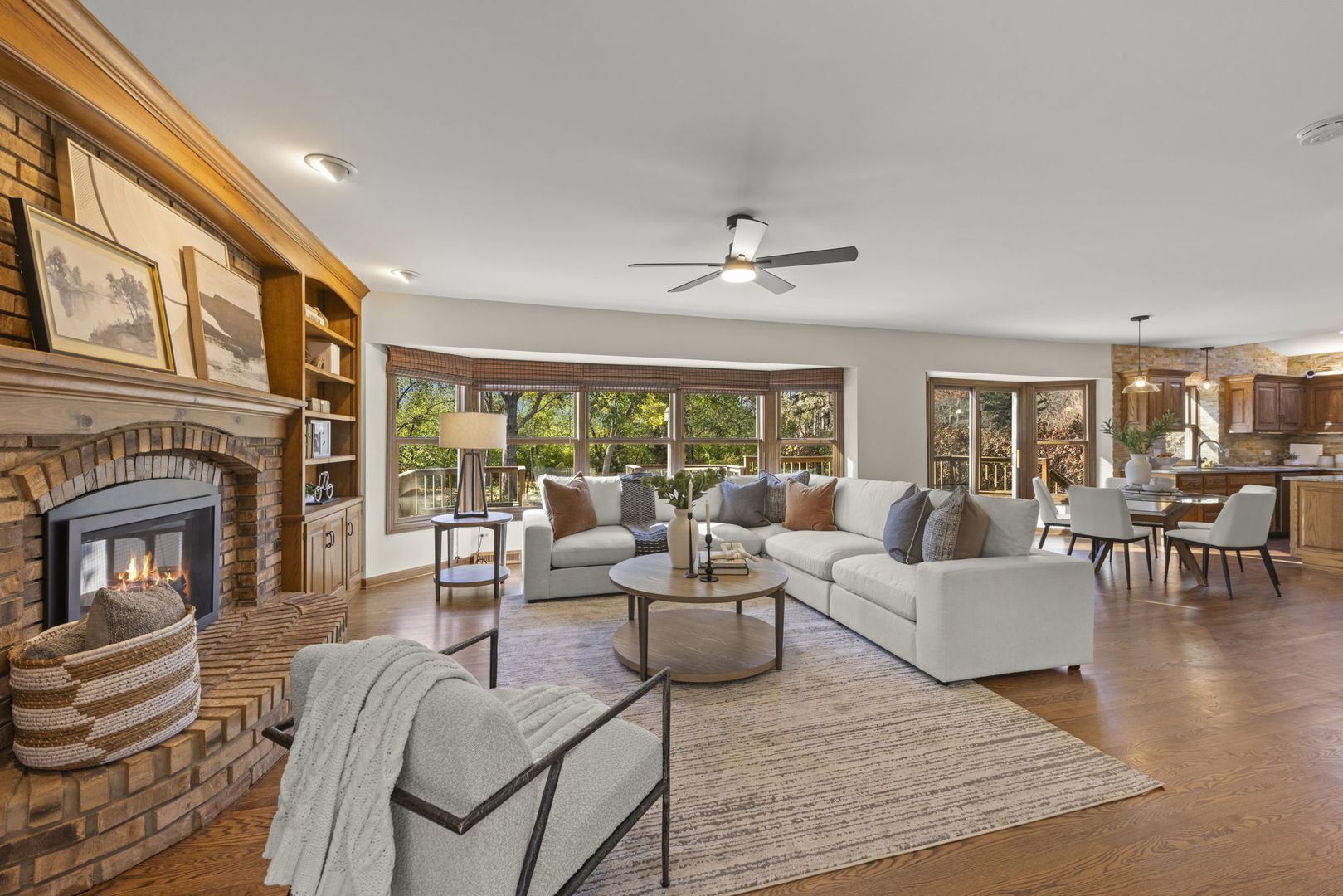 Warrenville, IL 60555