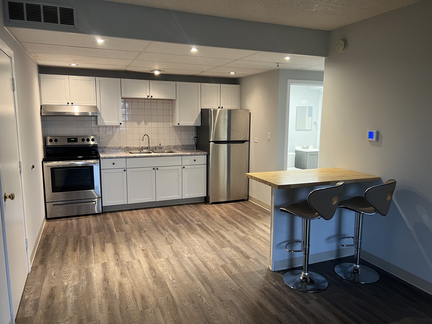 Warrenville, IL 60555