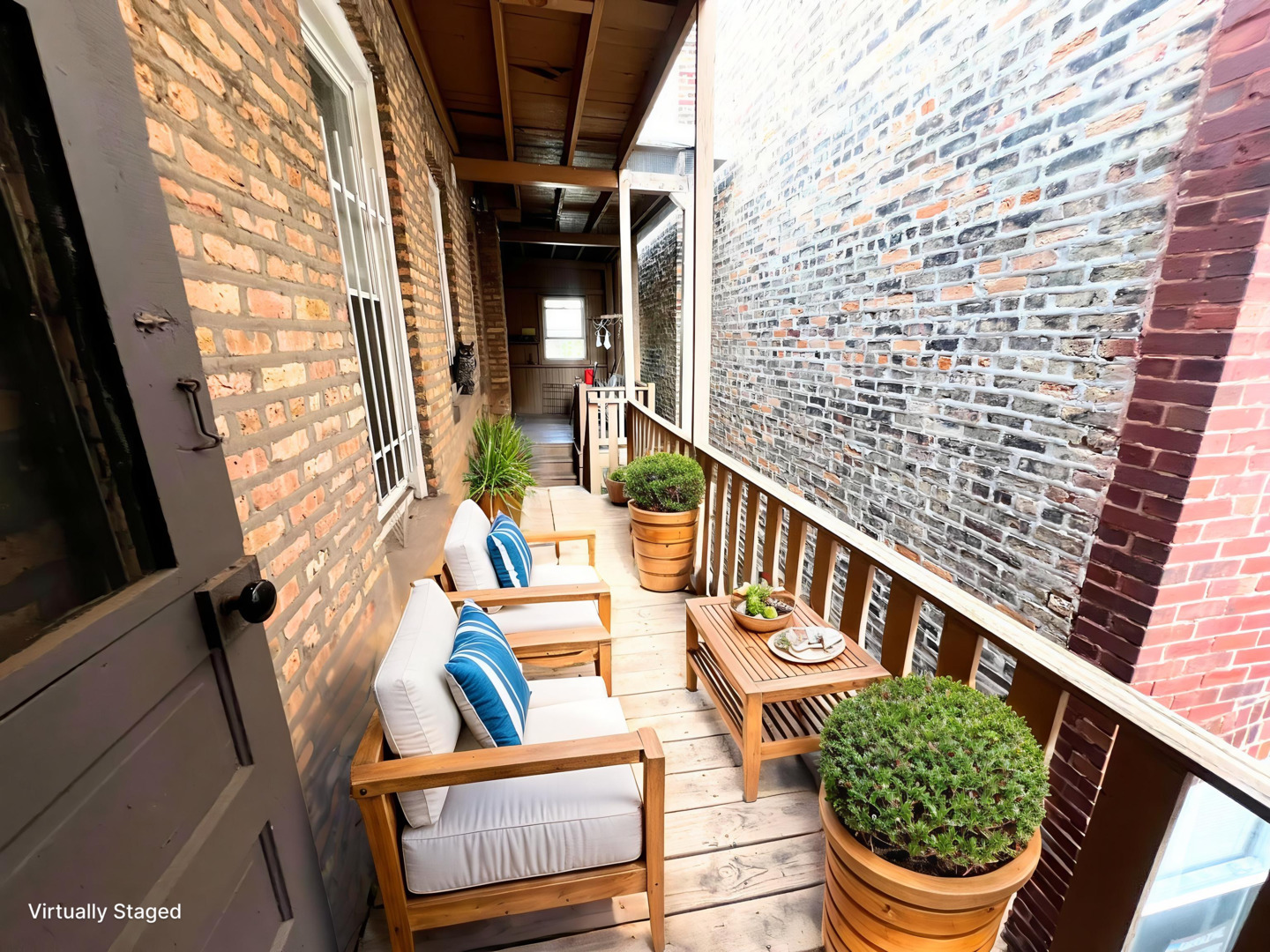 2340 W Thomas Street #2F, Chicago, IL 60622