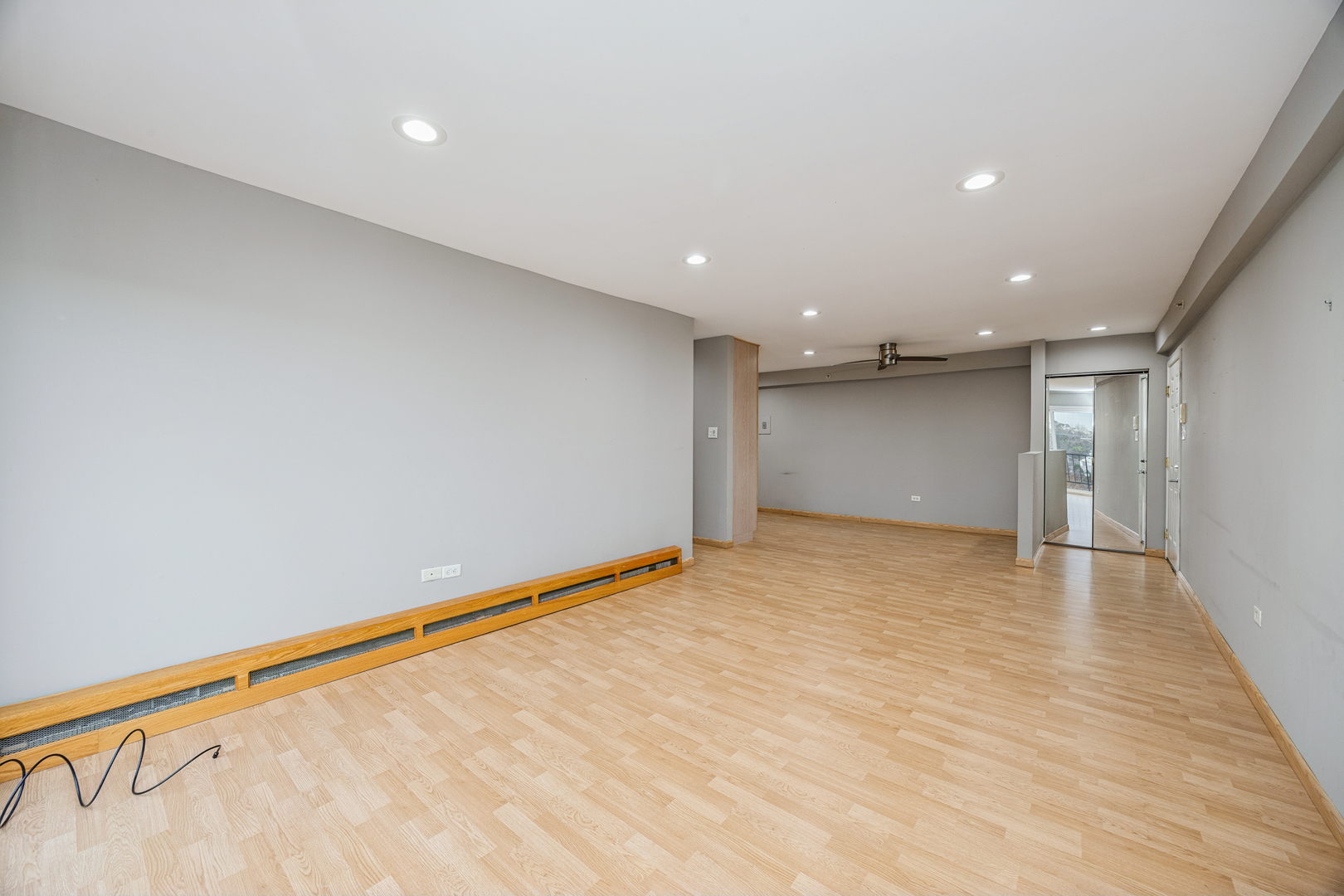 8480 W 103rd Terrace #301, Palos Hills, IL 60465