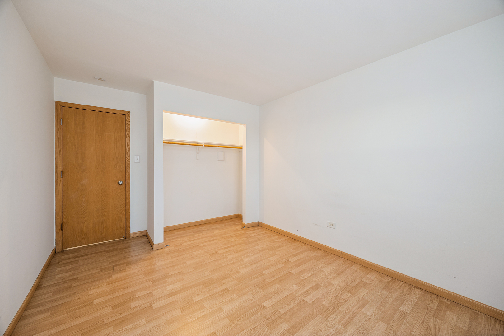 8480 W 103rd Terrace #301, Palos Hills, IL 60465