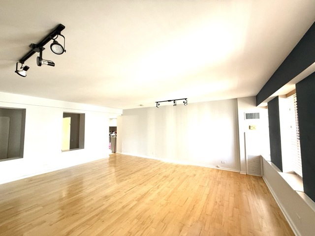 40 E 9th Street #1103, Chicago, IL 60605