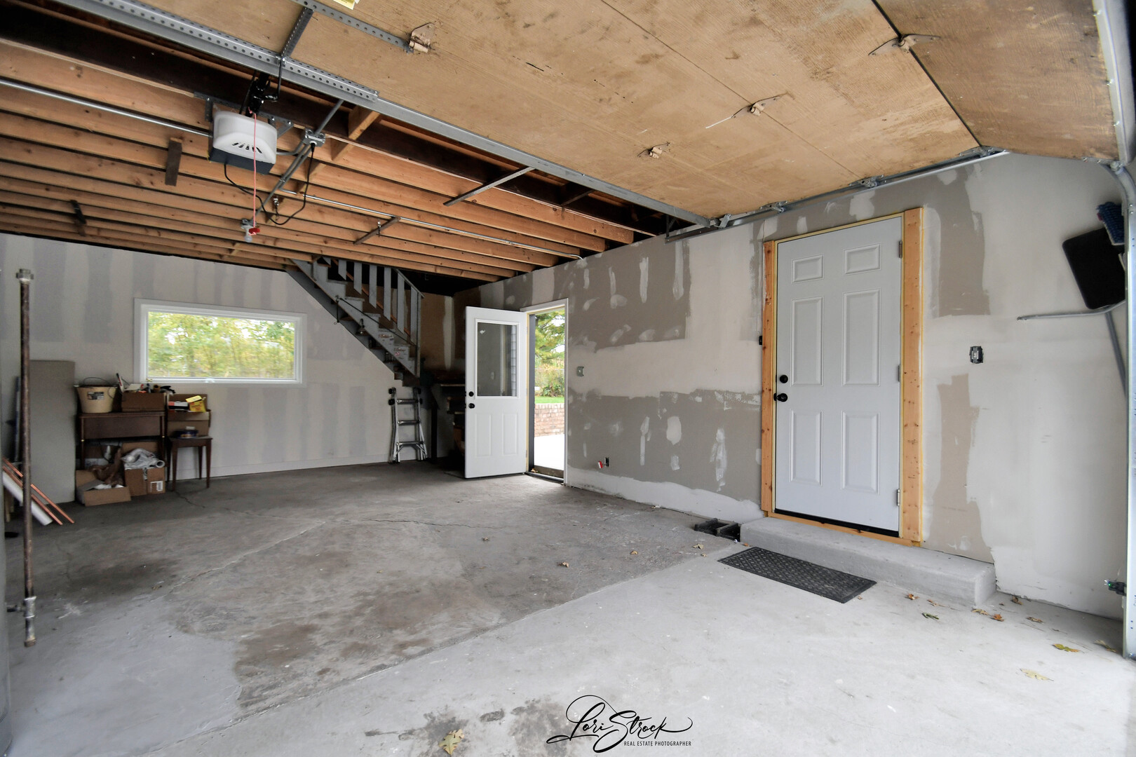 635 E Prairie Avenue, Lombard, IL 60148