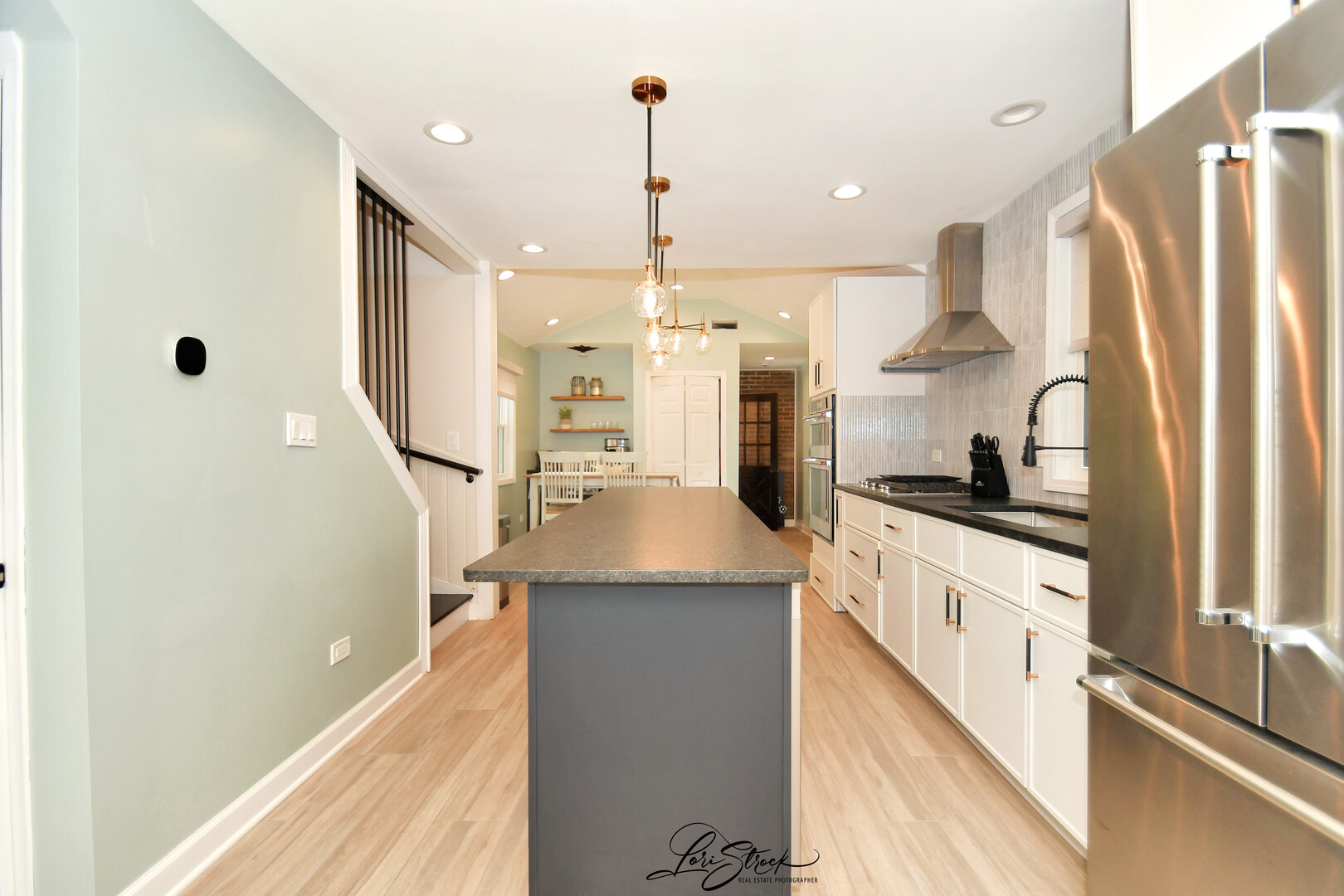 635 E Prairie Avenue, Lombard, IL 60148