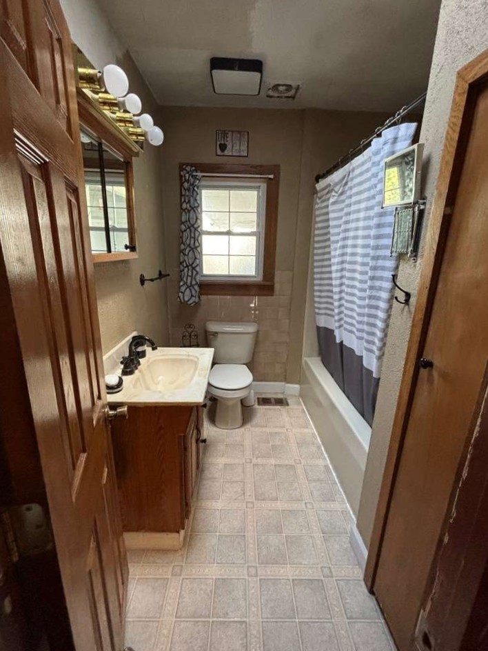 314 Highland Street, Carrollton, IL 62016