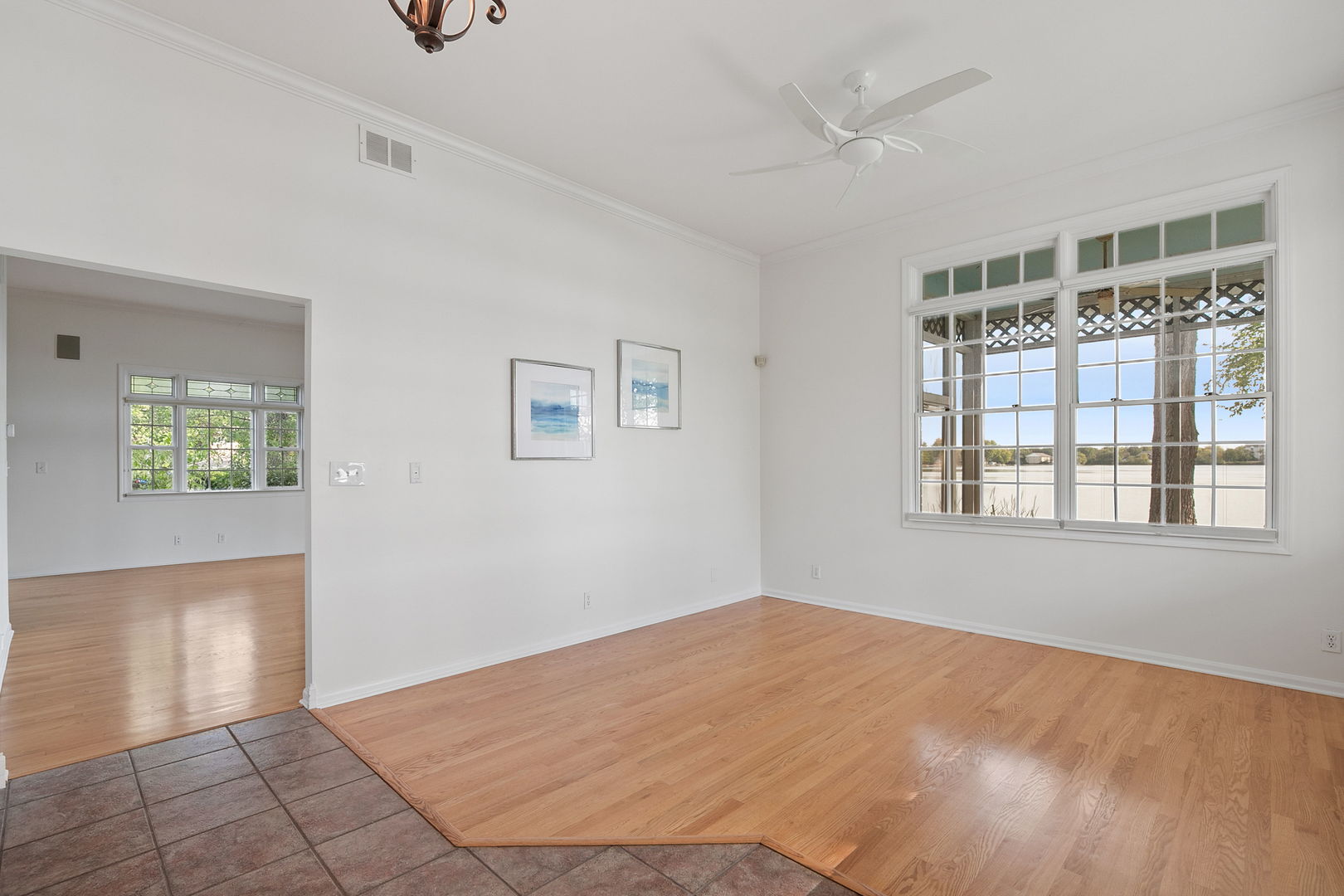 101 Burton Street, Grayslake, IL 60030