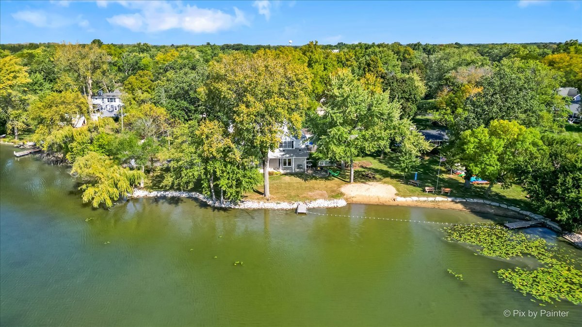 101 Burton Street, Grayslake, IL 60030