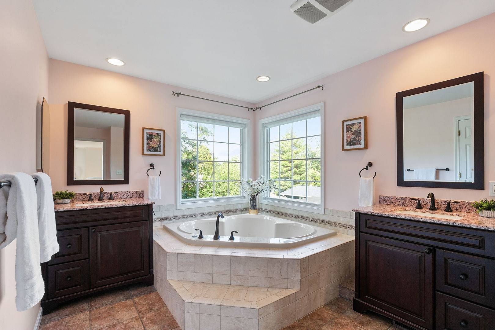 101 Burton Street, Grayslake, IL 60030