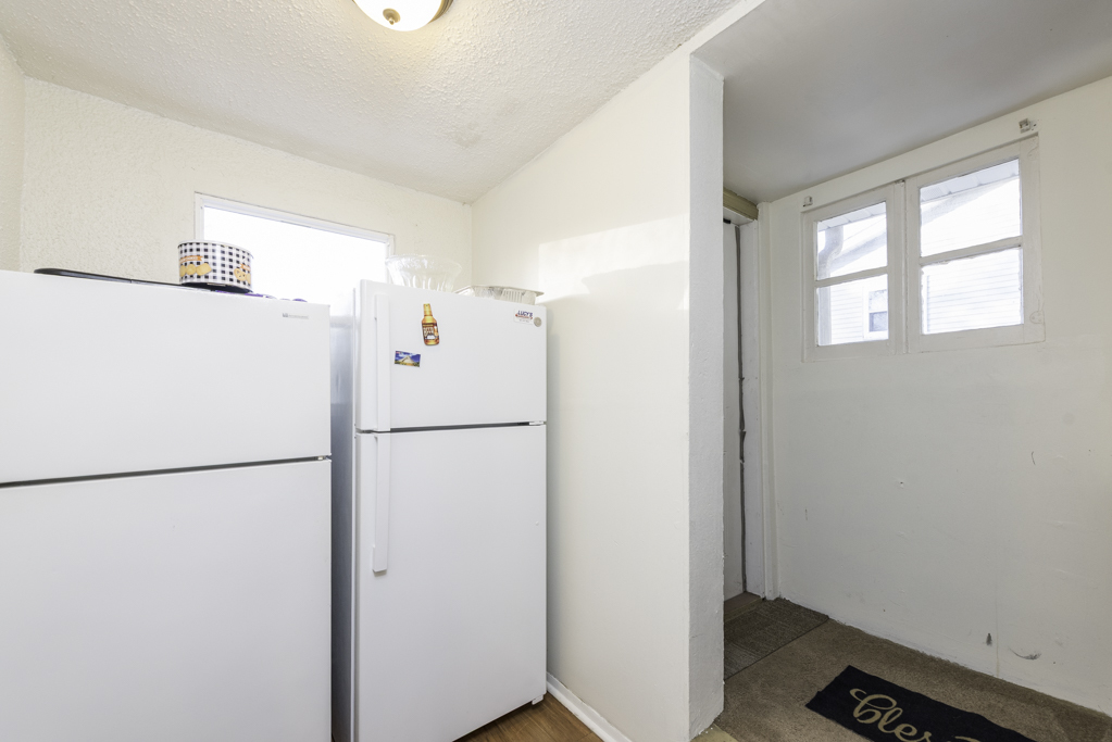 2406 Gilead Avenue, Zion, IL 60099