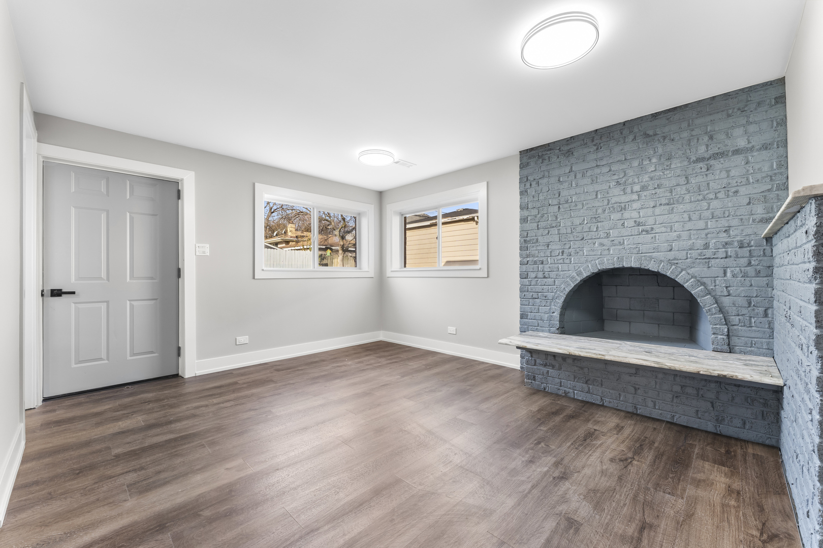 634 N Kenilworth Avenue, Elmhurst, IL 60126