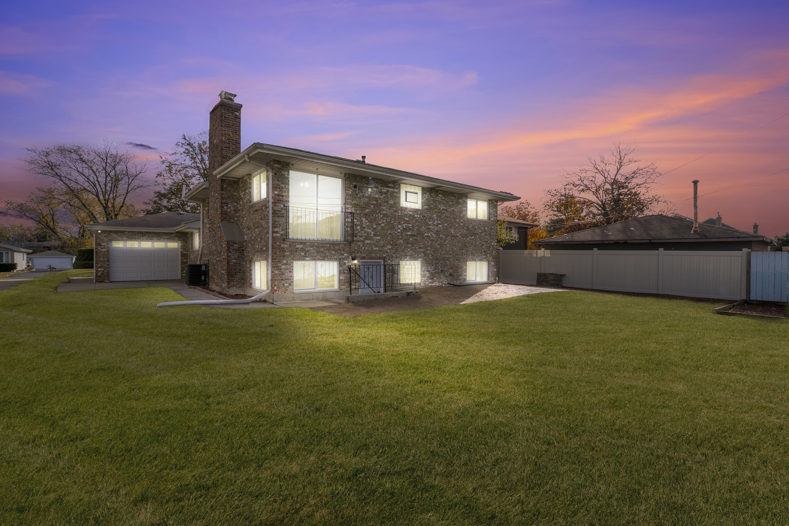 634 N Kenilworth Avenue, Elmhurst, IL 60126