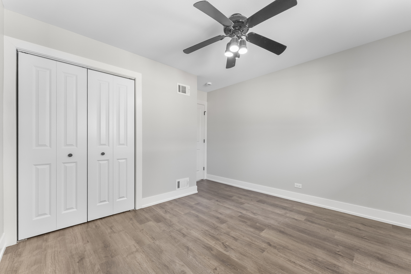 634 N Kenilworth Avenue, Elmhurst, IL 60126