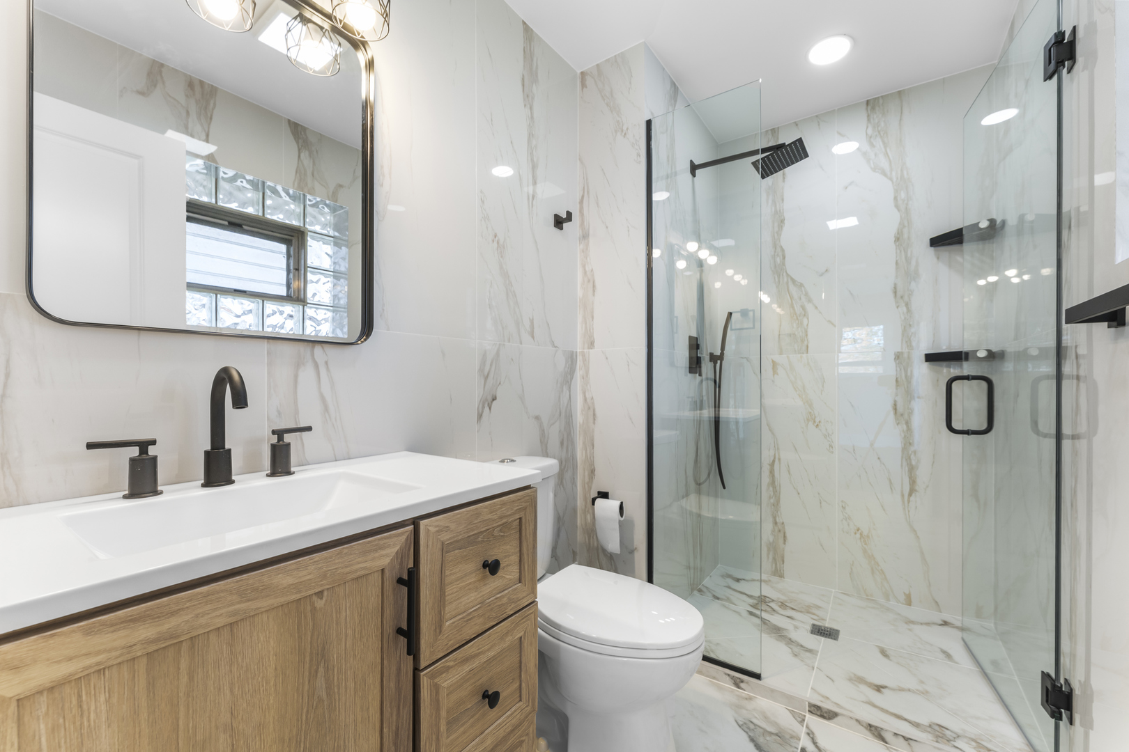 634 N Kenilworth Avenue, Elmhurst, IL 60126