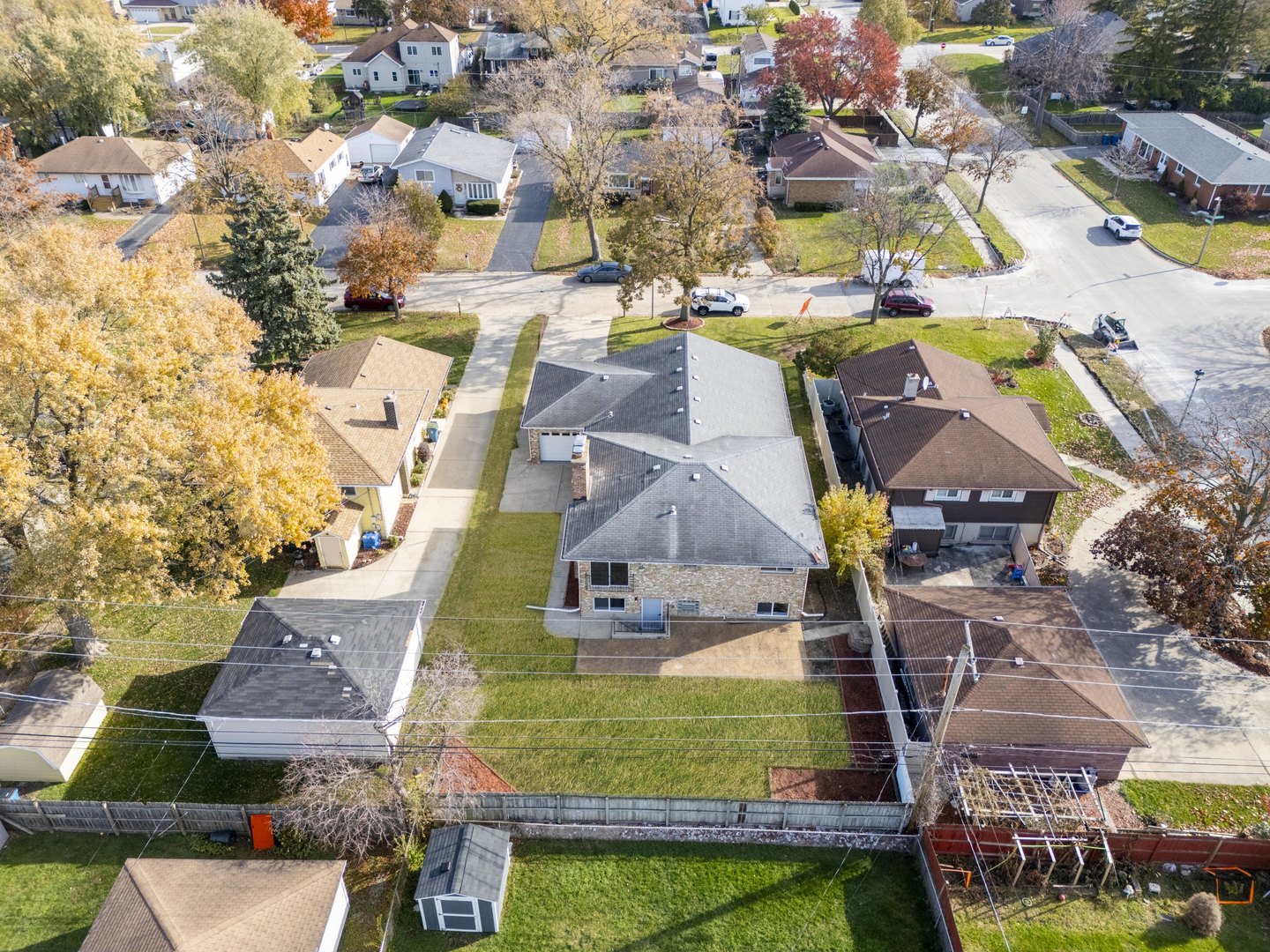 634 N Kenilworth Avenue, Elmhurst, IL 60126