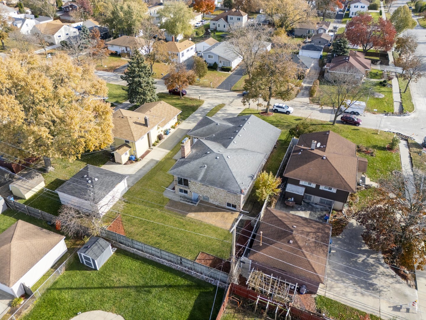 634 N Kenilworth Avenue, Elmhurst, IL 60126