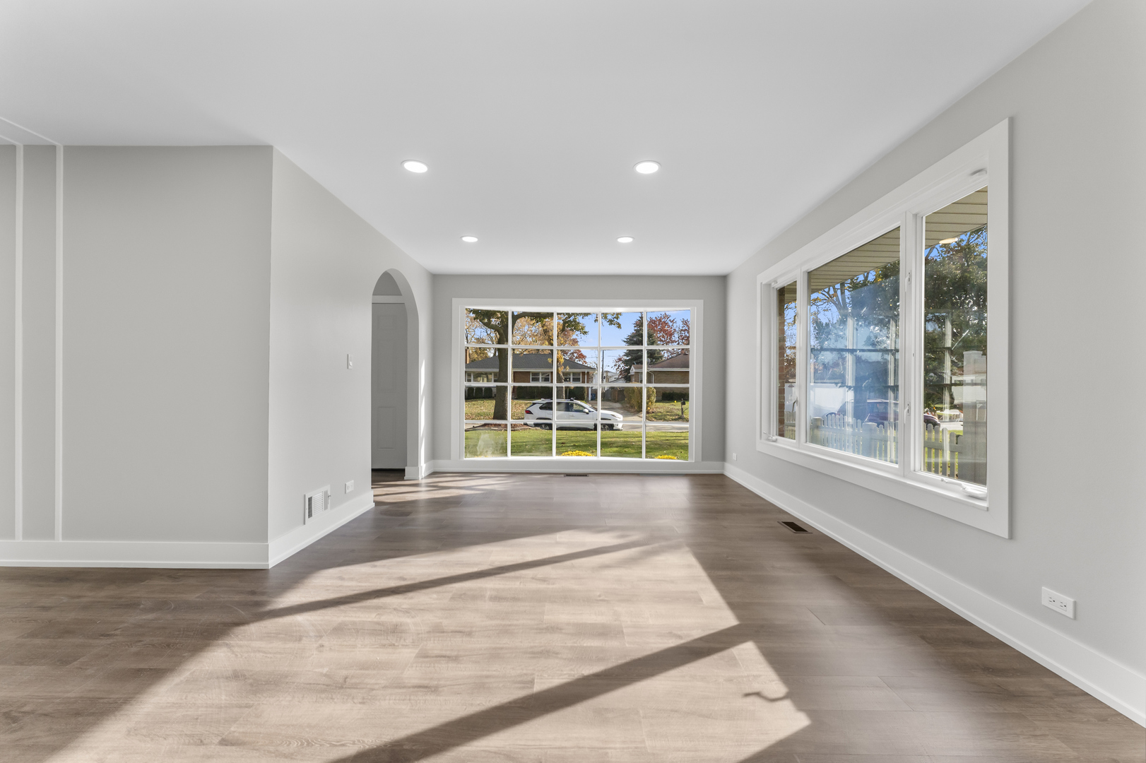 634 N Kenilworth Avenue, Elmhurst, IL 60126