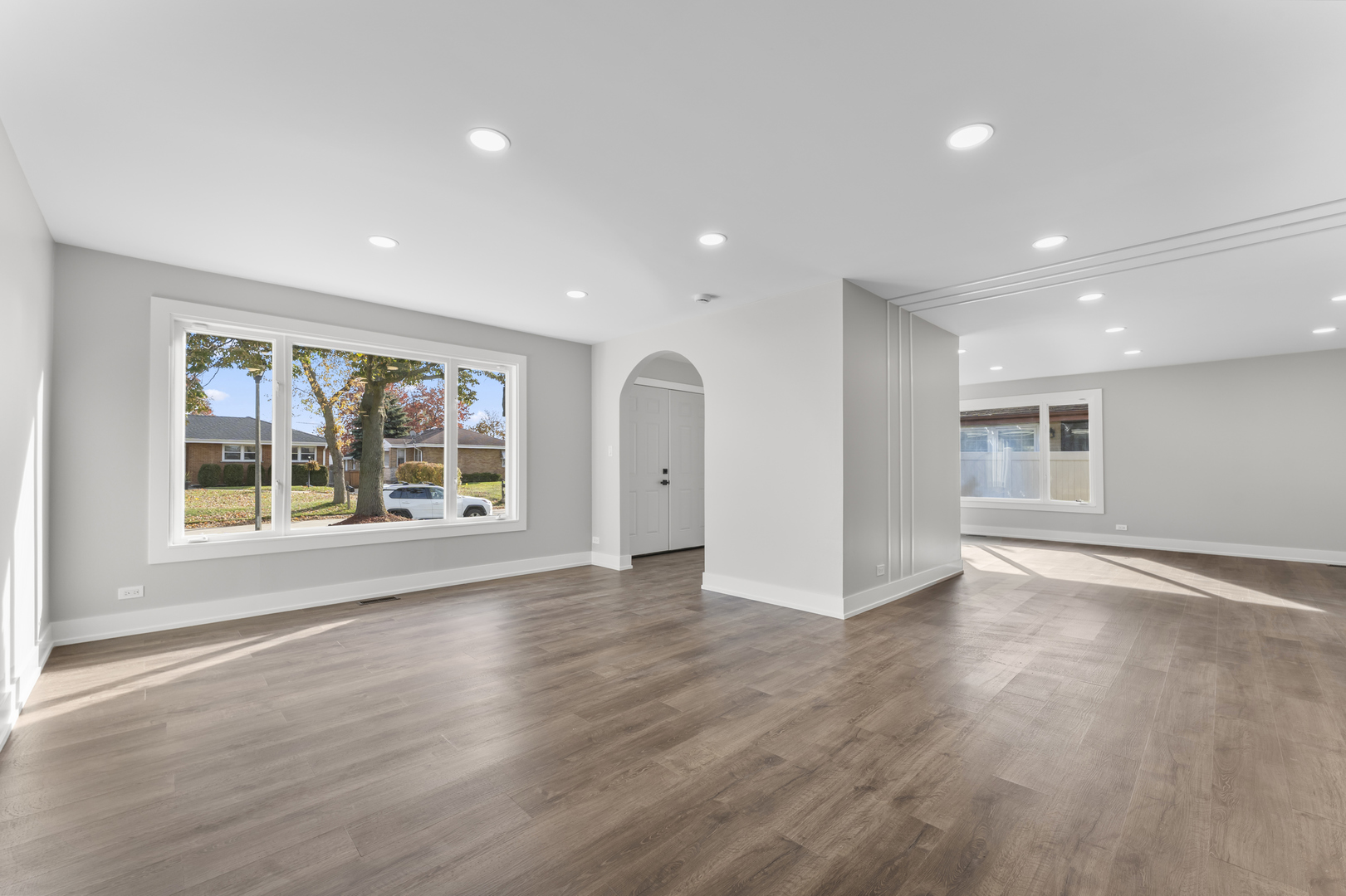 634 N Kenilworth Avenue, Elmhurst, IL 60126