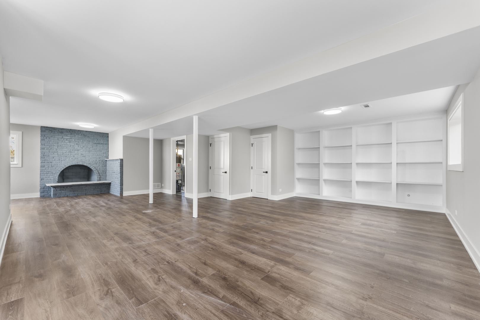 634 N Kenilworth Avenue, Elmhurst, IL 60126