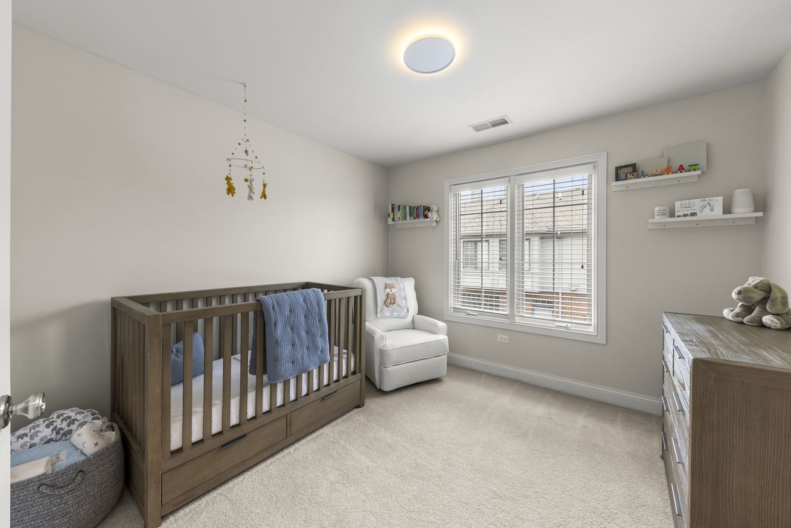 1804 Alta Vista Court, Naperville, IL 60563