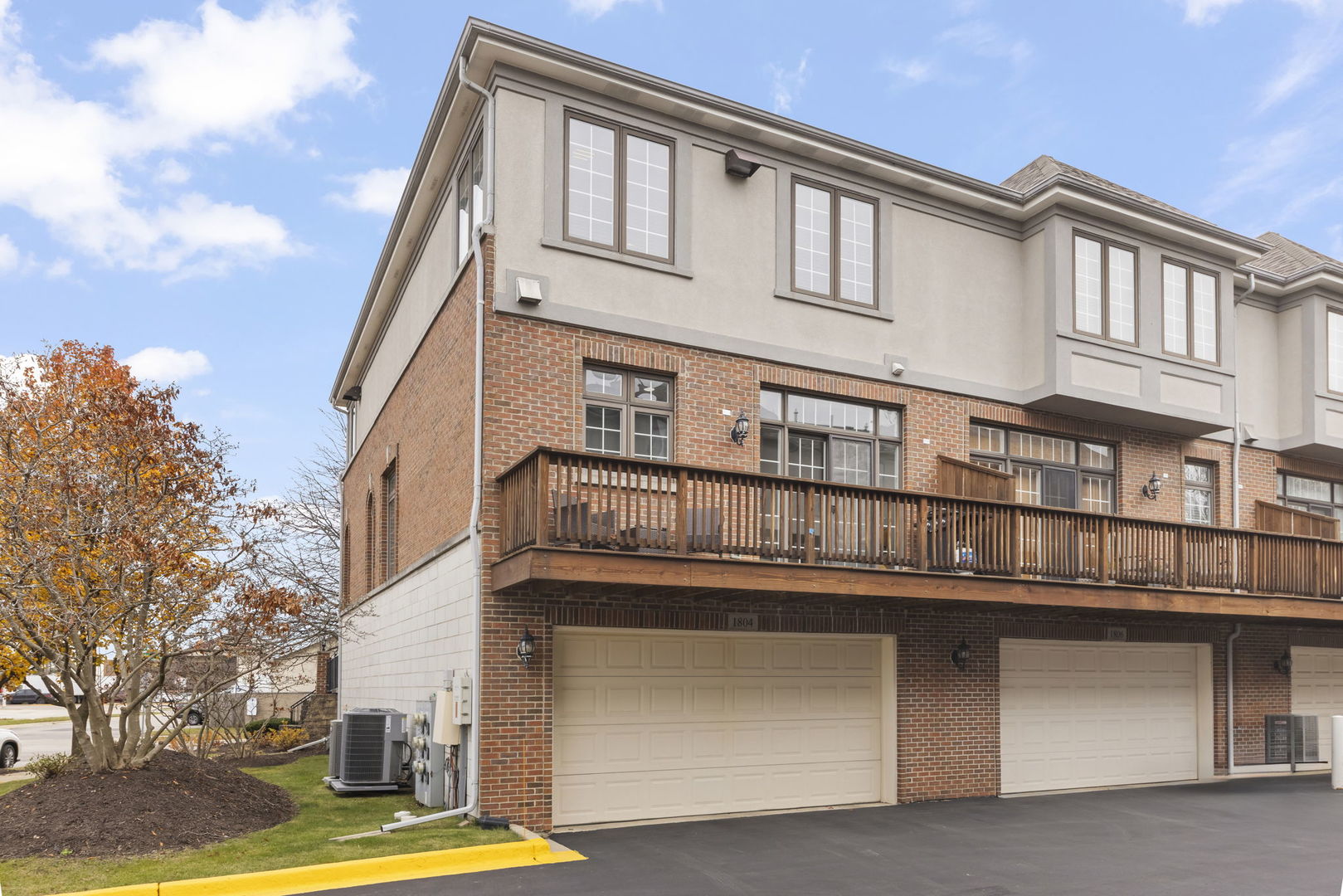 1804 Alta Vista Court, Naperville, IL 60563