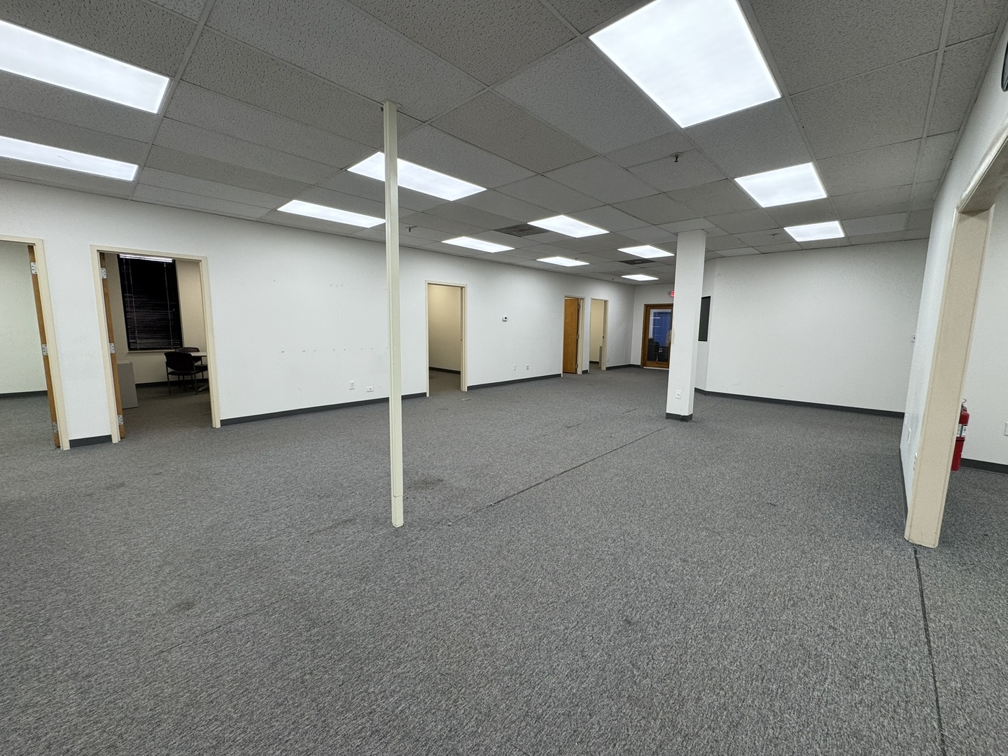 1985 Ohio Street, Lisle, IL 60532