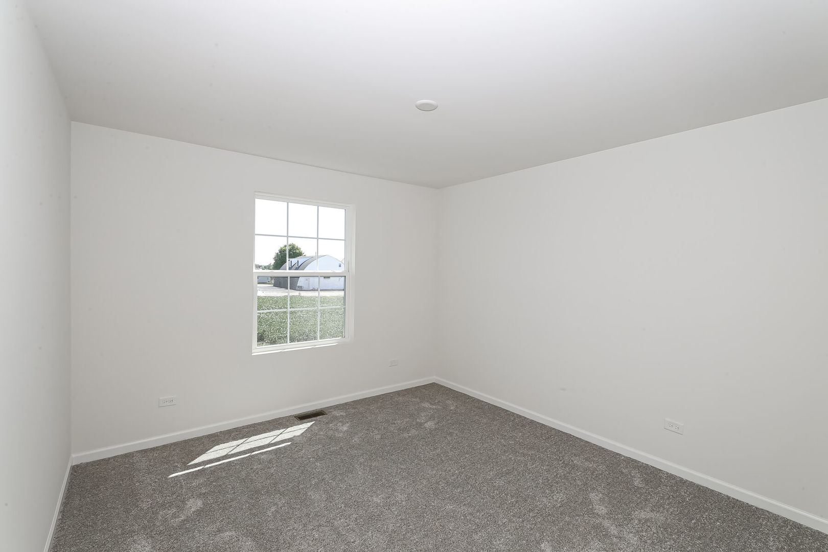 749 Fairfield Drive, Oswego, IL 60543