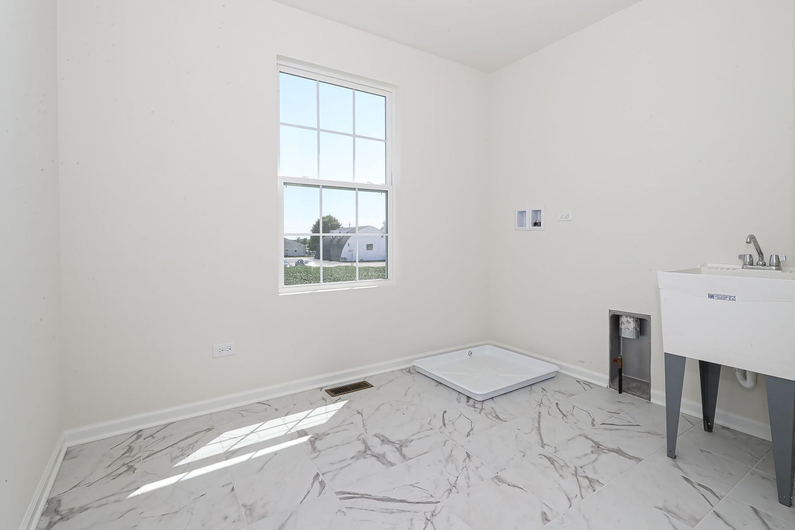 749 Fairfield Drive, Oswego, IL 60543