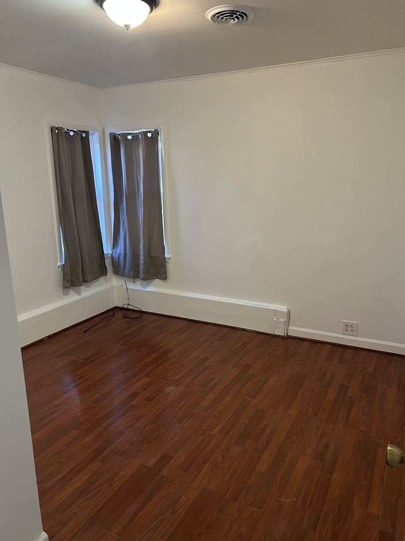 7807 Parkside Avenue, Burbank, IL 60459