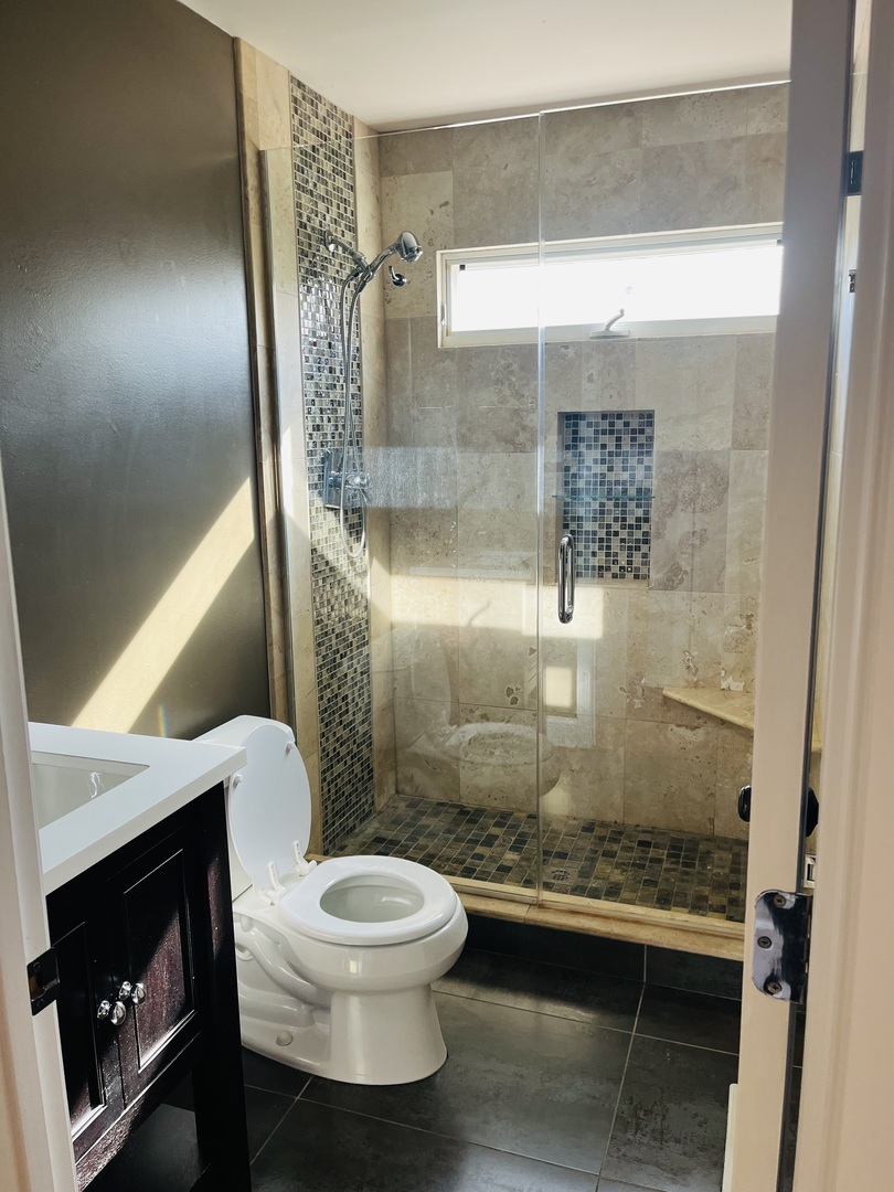 587 Front Street, Lisle, IL 60532