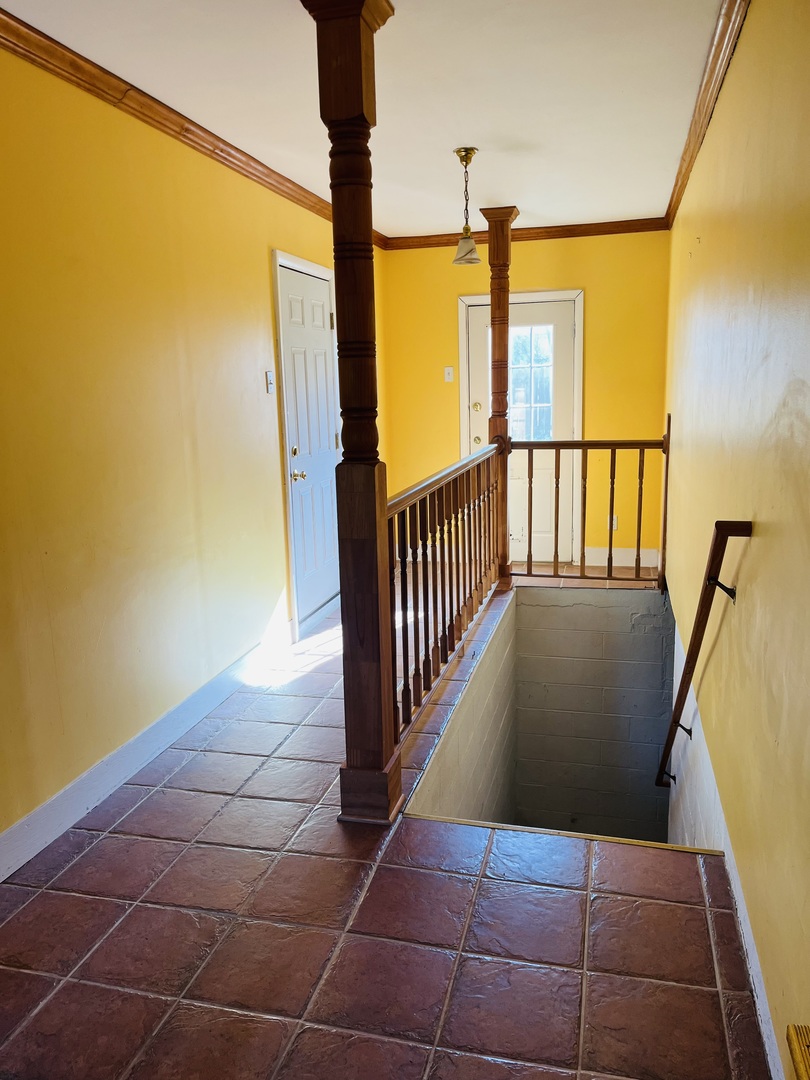 587 Front Street, Lisle, IL 60532