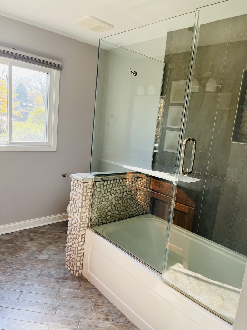 587 Front Street, Lisle, IL 60532