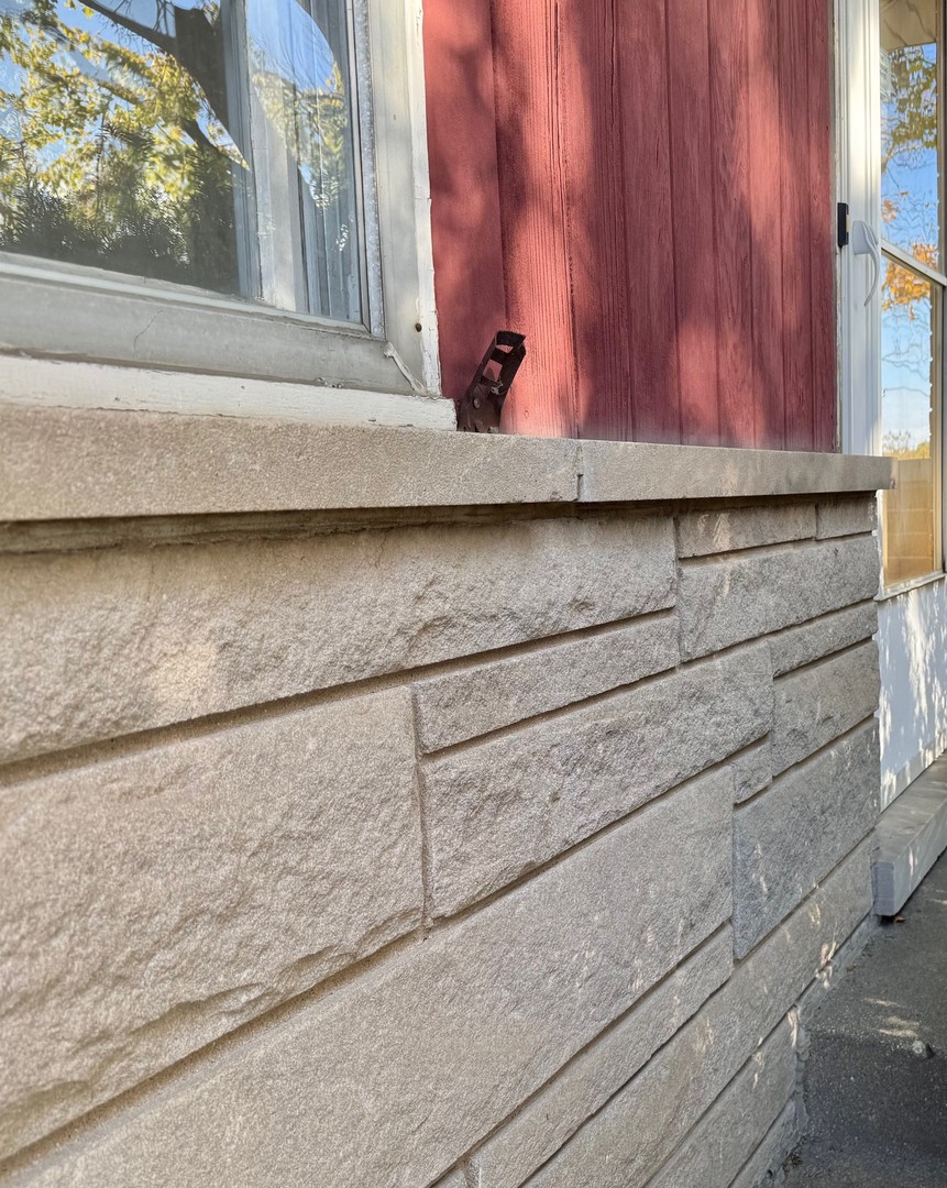 714 E Thacker Street, Des Plaines, IL 60016