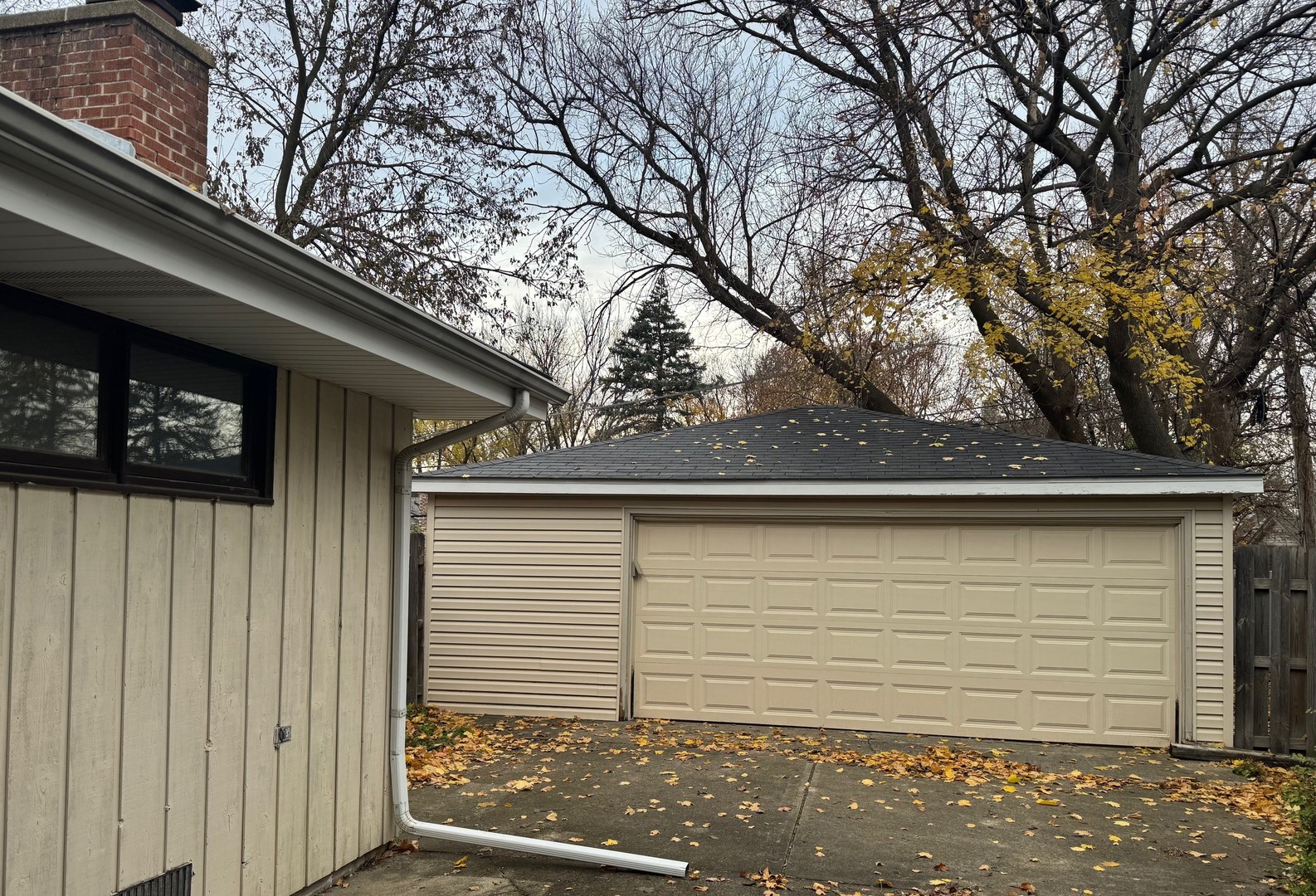 714 E Thacker Street, Des Plaines, IL 60016