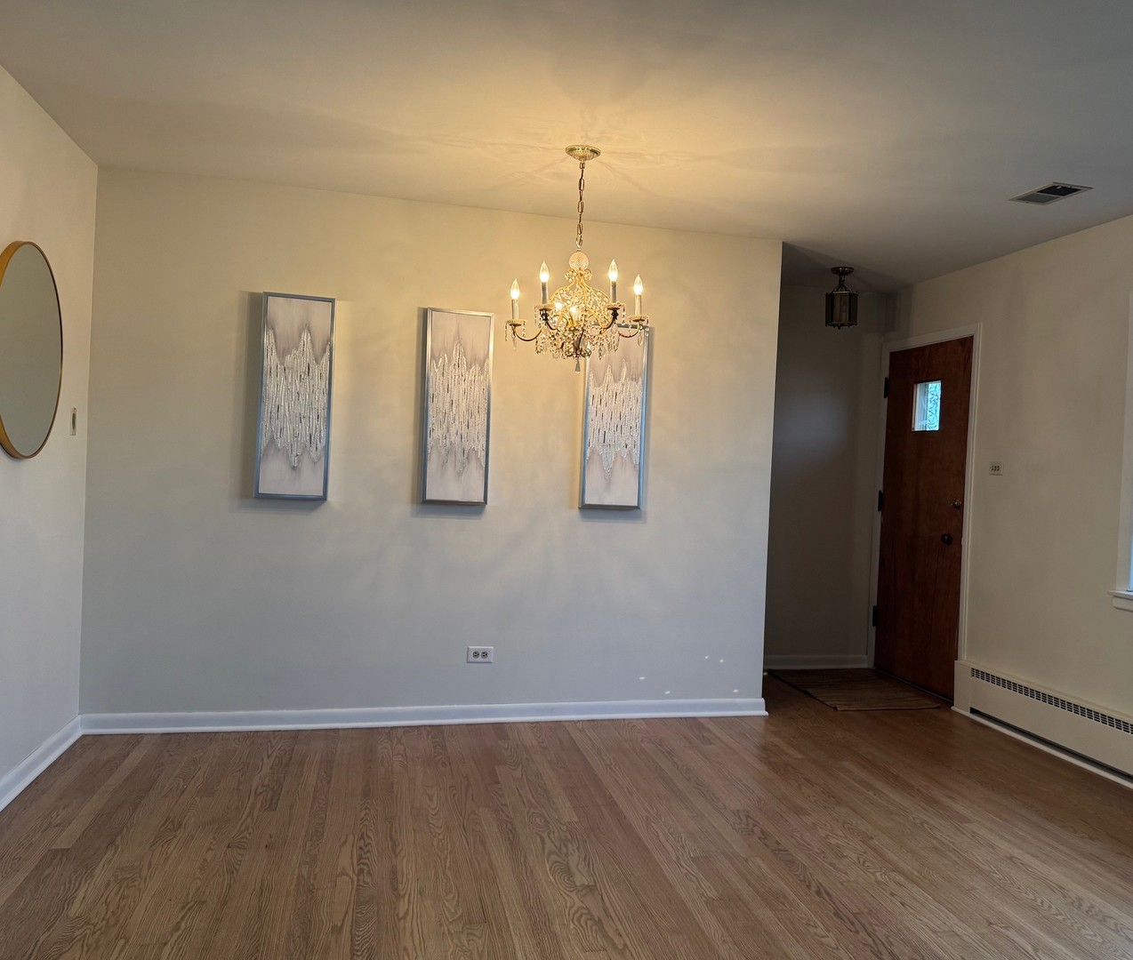 714 E Thacker Street, Des Plaines, IL 60016