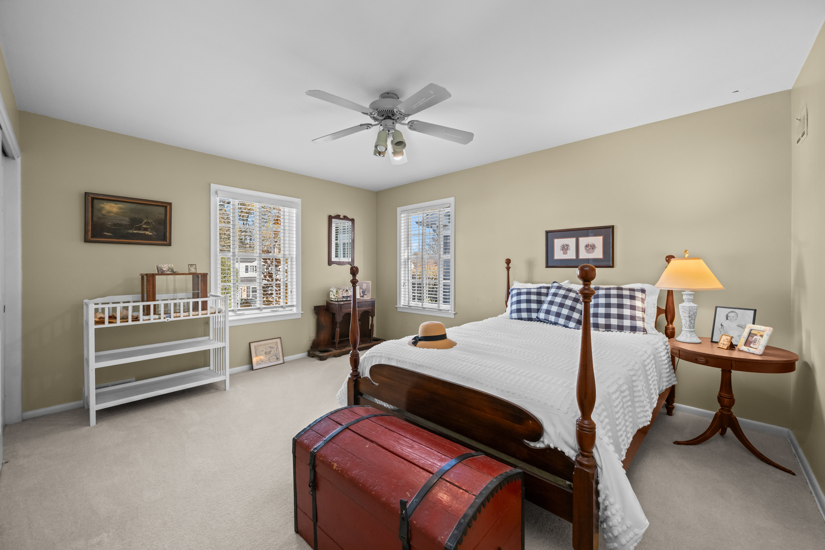 428 S Banbury Road, Arlington Heights, IL 60005