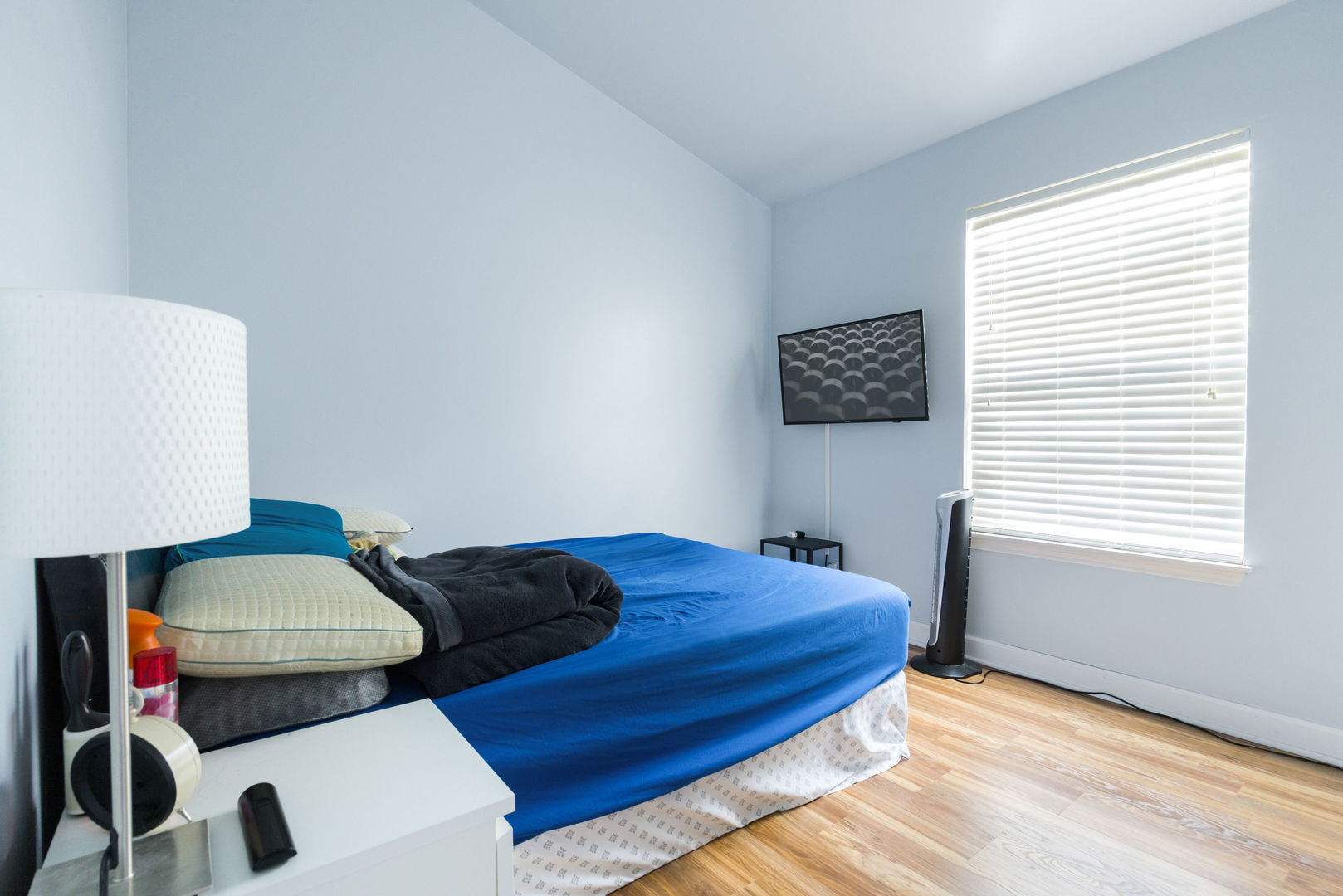 686 Legends Drive, Carol Stream, IL 60188