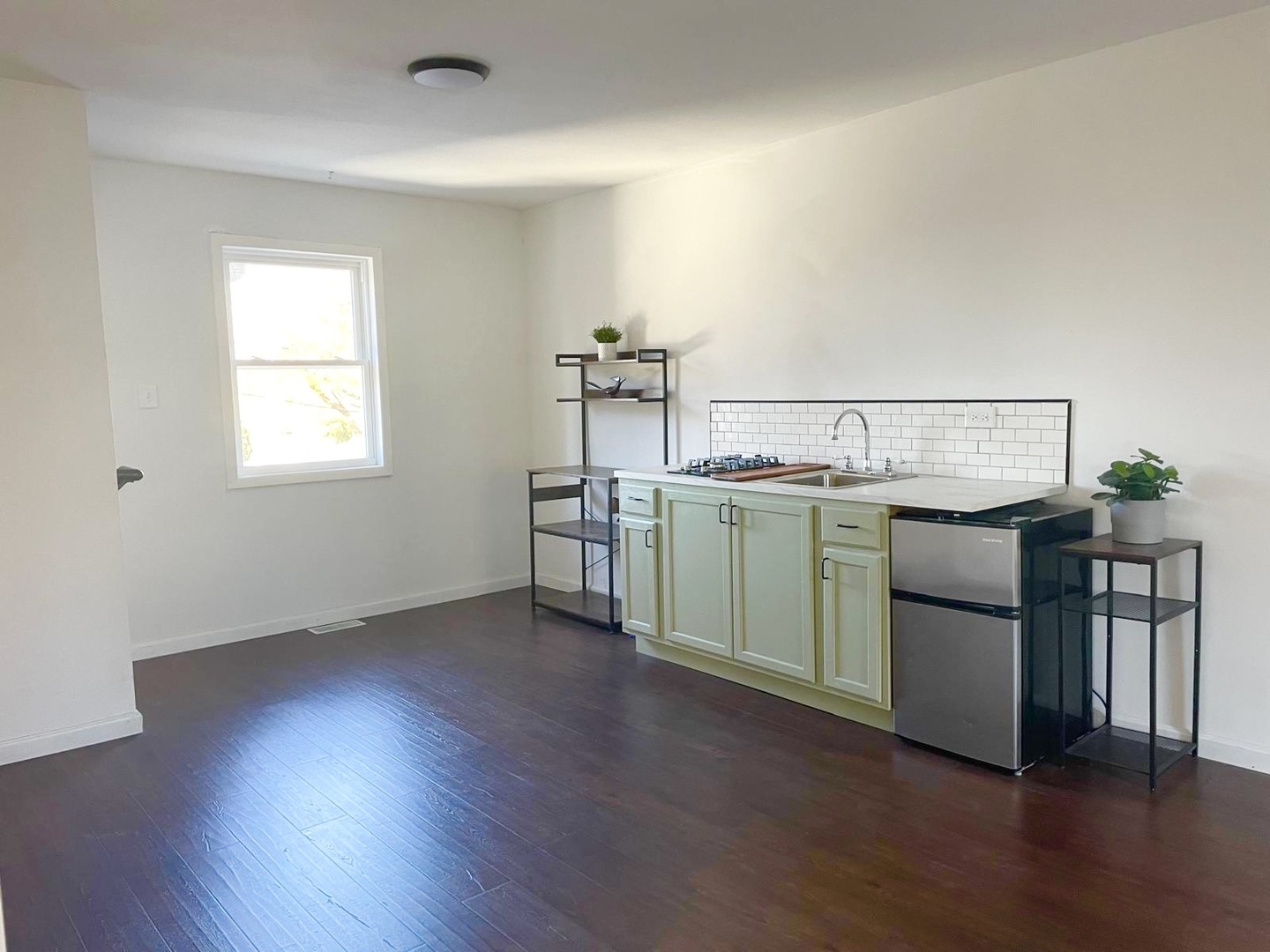 2351 Caton Farm Road, Crest Hill, IL 60403