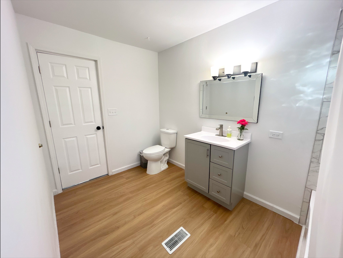 2351 Caton Farm Road, Crest Hill, IL 60403