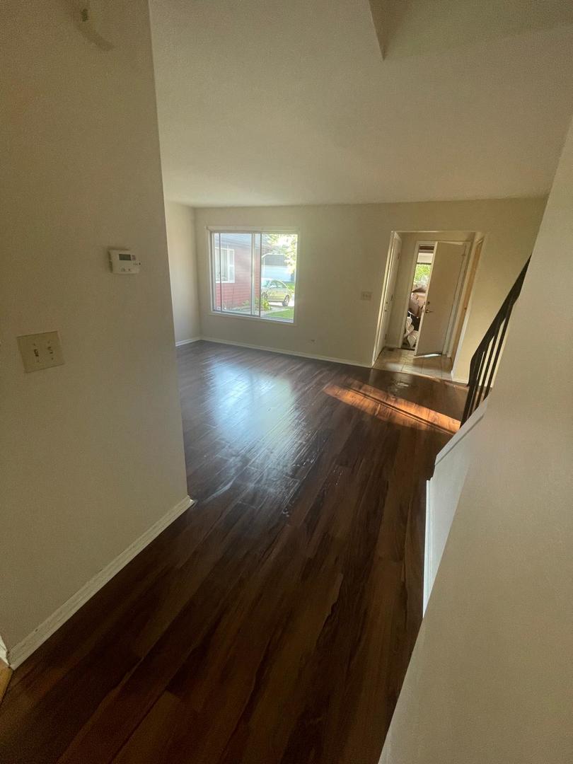 1151 Brockton Court, Aurora, IL 60504