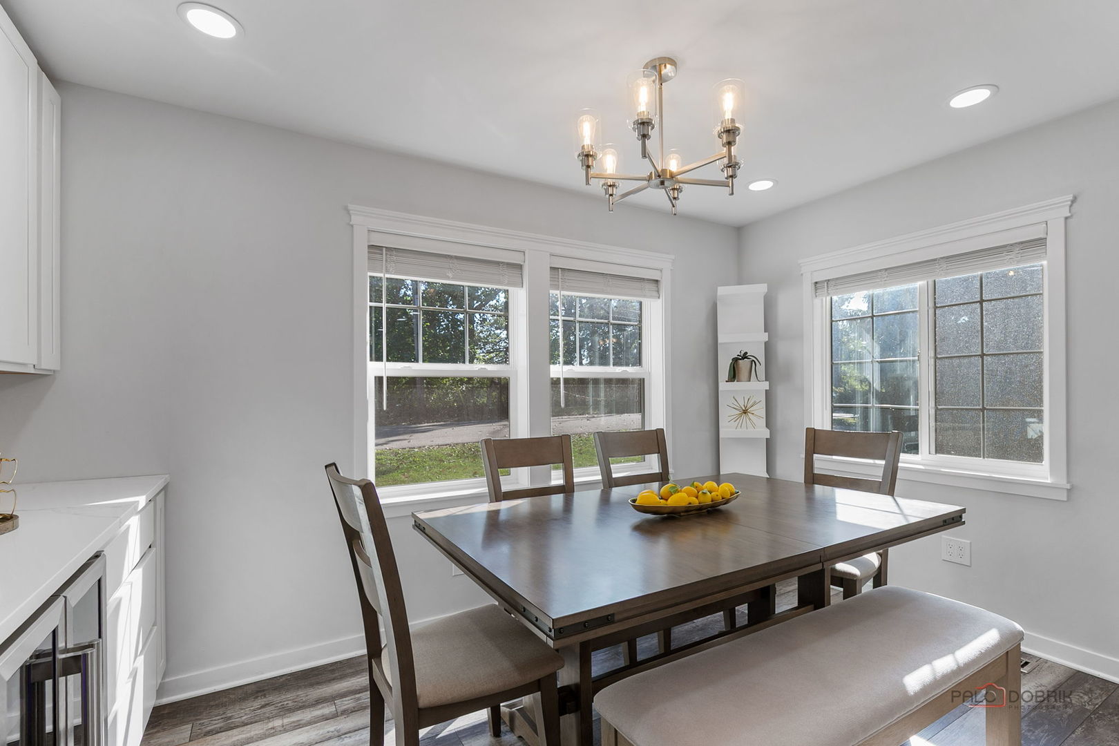 68 E Lakeview Avenue, Round Lake Beach, IL 60073