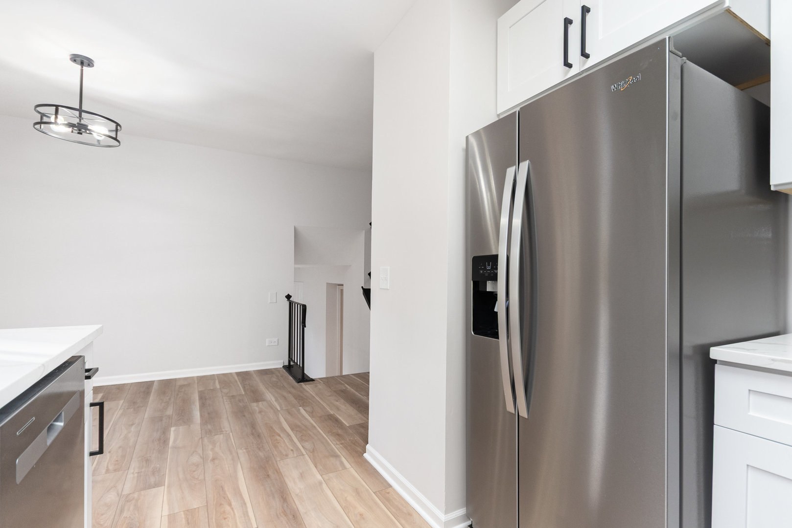 2S261 Sanchez Drive, Warrenville, IL 60555