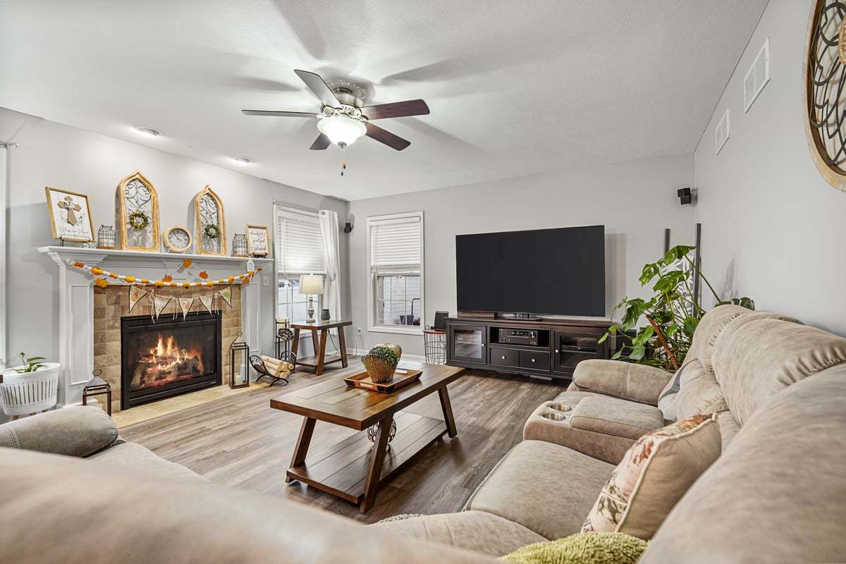 905 Dresser Drive, Normal, IL 61761