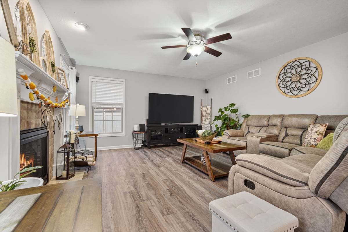 905 Dresser Drive, Normal, IL 61761