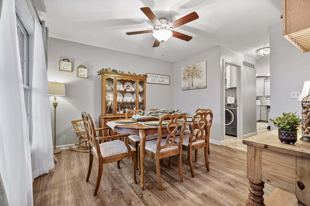 905 Dresser Drive, Normal, IL 61761