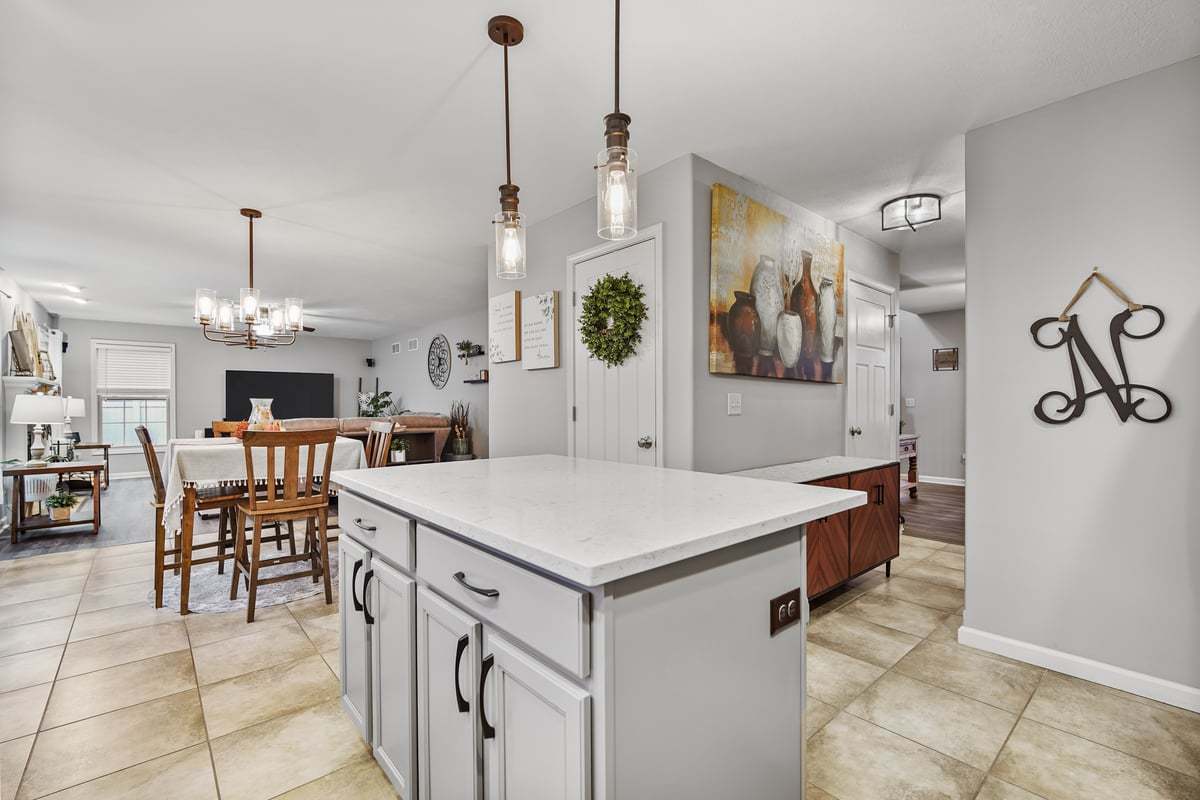 905 Dresser Drive, Normal, IL 61761