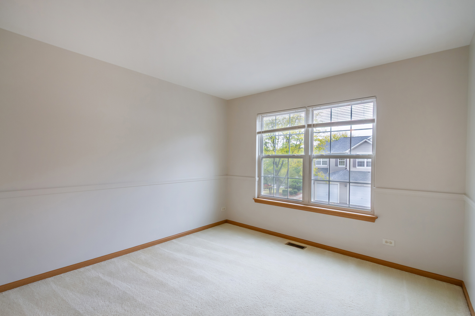 1244 Brookdale Drive #1244, Carpentersville, IL 60110